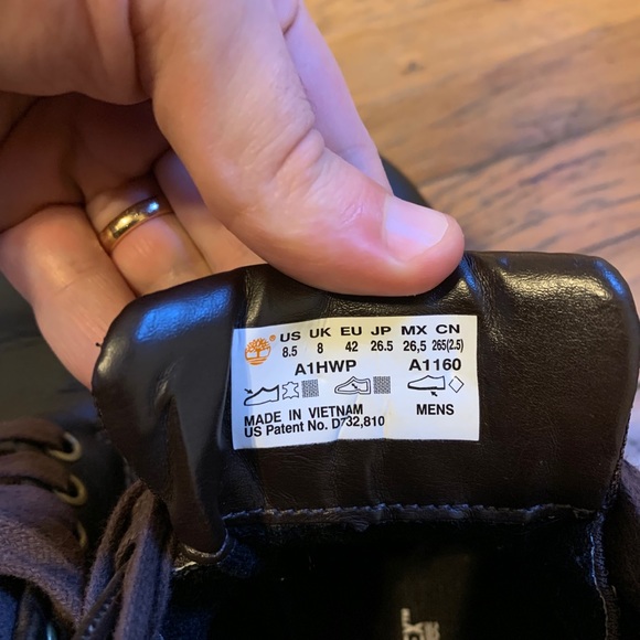 Timberland Men’s Leather Boots - Picture 7 of 8